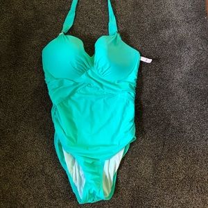 Vs unforgettable one piece NWT